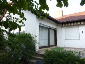 Front_West_1.JPG